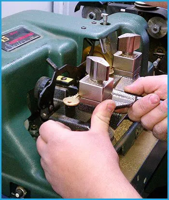 Lock Locksmith Services San Antonio, TX 210-780-7309 - 18-key-making