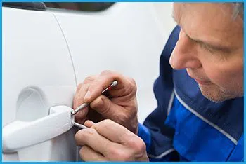 Lock Locksmith Services San Antonio, TX 210-780-7309 - 20-car-locksmith